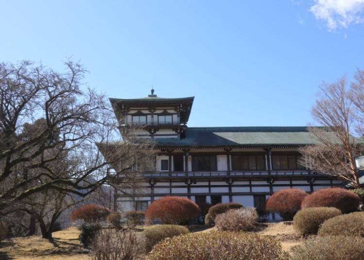 The Ryuguden Main Building: An Exquisite Architectural Highlight