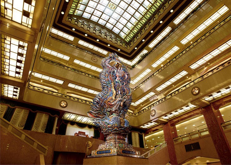 2. The Statue of Magokoro: An 11-meter-tall Wooden Masterpiece