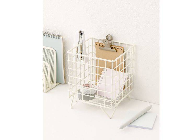 Mesh Accessory Storage Box (Image courtesy of 3COINS)