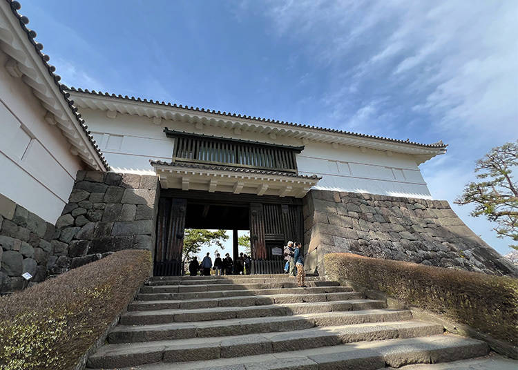 Tokiwagi-mon Gate