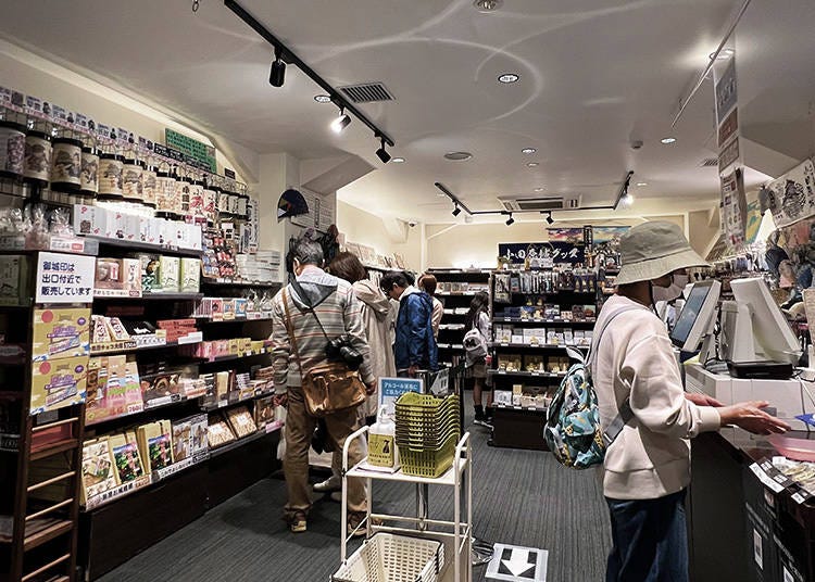Odawara Castle Main Keep Museum Shop. 1F