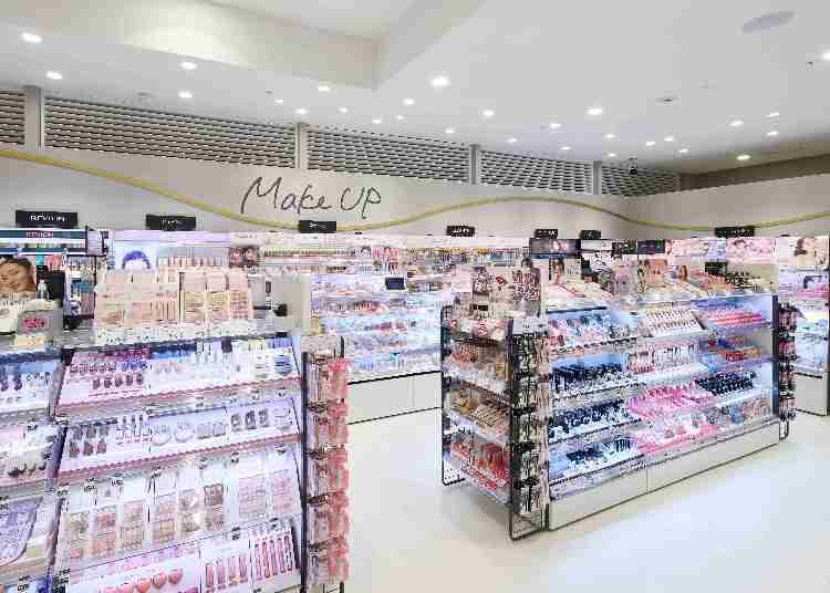 画像素材：株式会社アインホールディングス