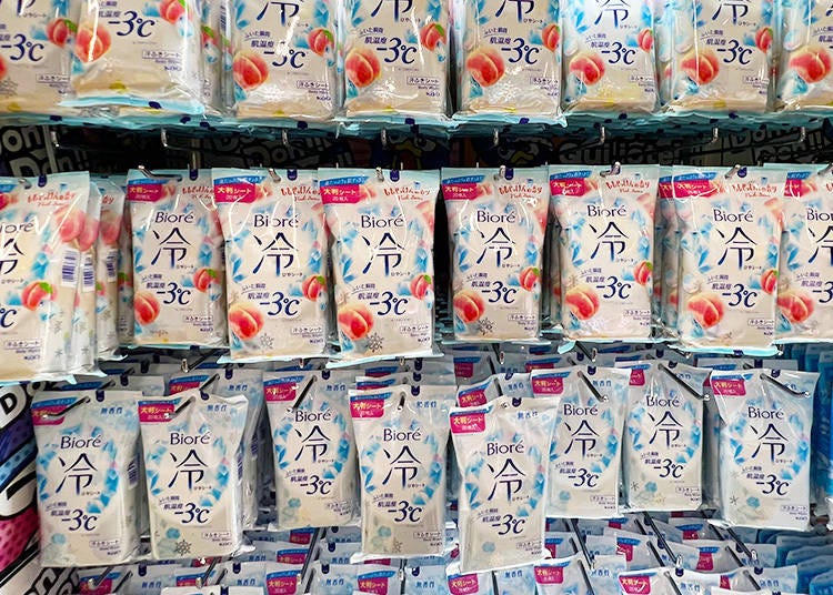 Bioré Rei Cooling Sheet (ビオレ 冷シート; 435 yen)