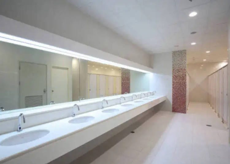 7. Japanese Toilets – They’re not that Clean!?