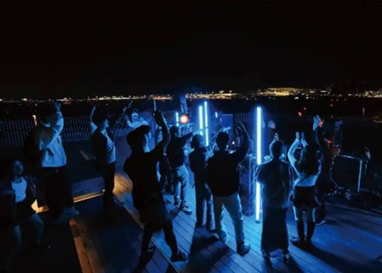 The Coolest Japanese Music Experience While Soaking Your Feet! Ashiyu (Footbath) DJ