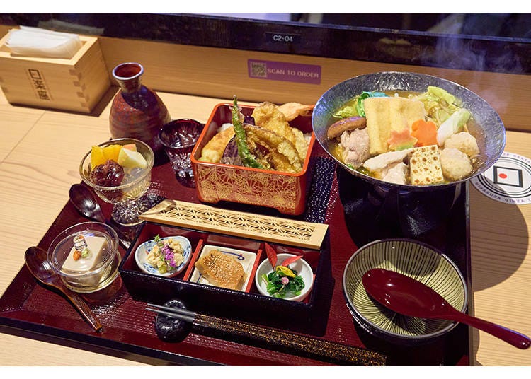 讲究的日式料理&mdash;&mdash;既有热气腾腾的相扑火锅也有天妇罗盖饭