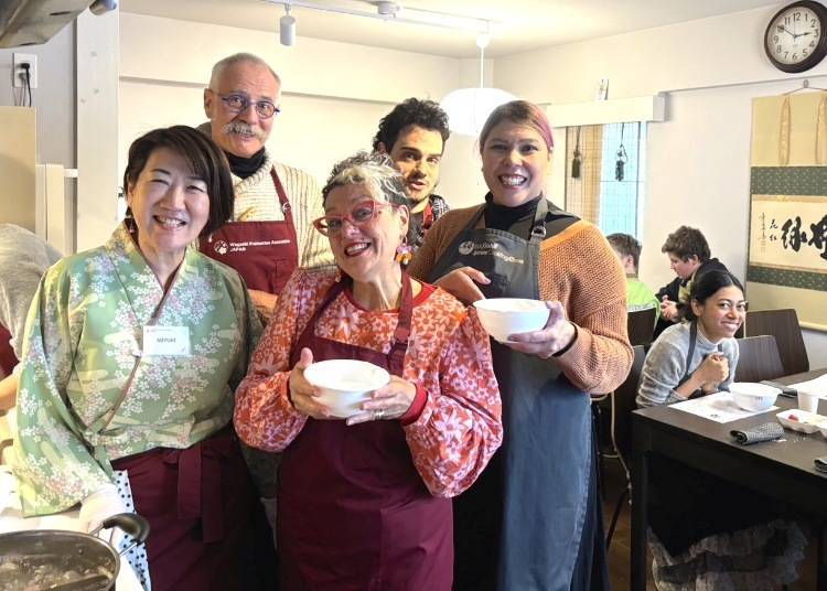 Join us for an unforgettable hands-on journey into Japanese sweets and culture—perfect for families, friends, and anyone curious about Japan!