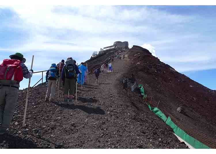 Photo courtesy of the Yamanashi Tourism Organization