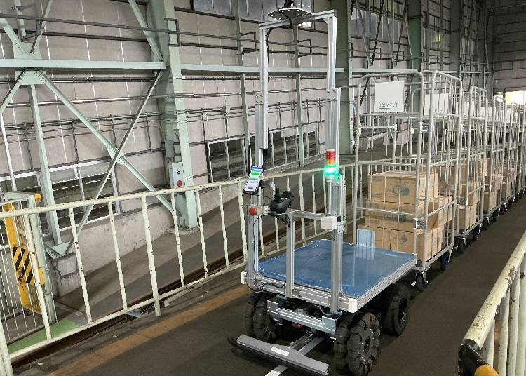 画像提供元：東日本旅客鉄道株式会社　AGV（無人搬送車）