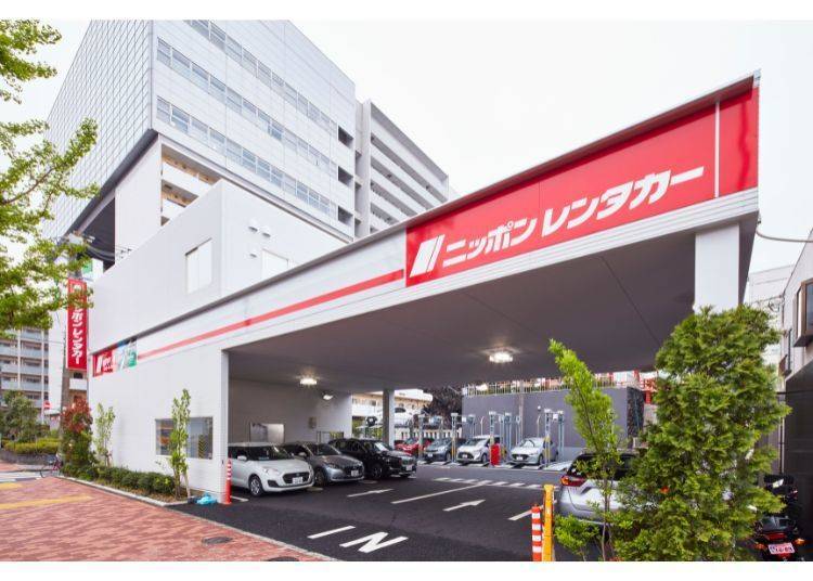 1. Extensive Branch Network Covering All of Japan