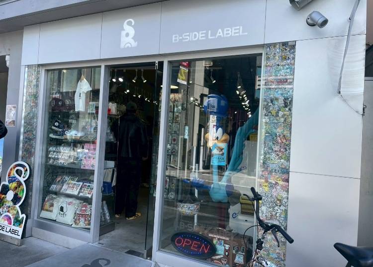 ステッカー専門店の遊び心:B-SIDE LABEL 原宿店
