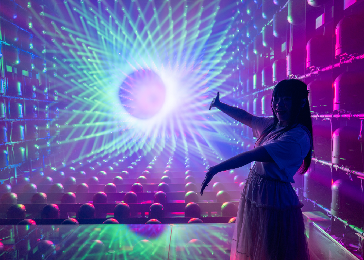 teamLab Borderless: MORI Building DIGITAL ART MUSEUM Introduces New Exhibit 'On the Asymmetry of the Universe' - We Take You Behind the Scenes