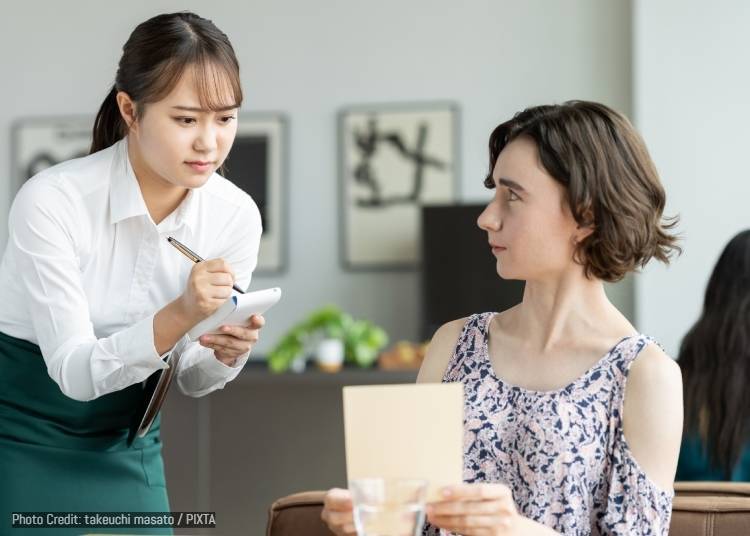 Japan Etiquette Rule #1: Learn to Read the Smile. If They Didn’t Say Yes, It Probably Means No