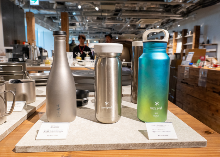 Aurora Bottle 800 Ocean (ภาพ: Timothy Sullivan/LIVE JAPAN)