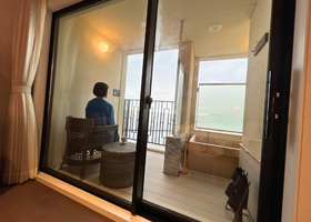 La Vista Atami Terrace: A Seaside Resort Stay Perfect for Onsen Beginners