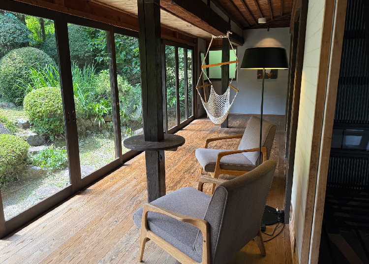 Engawa veranda in OHYA 1 (Photo: Alice, LIVE JAPAN)
