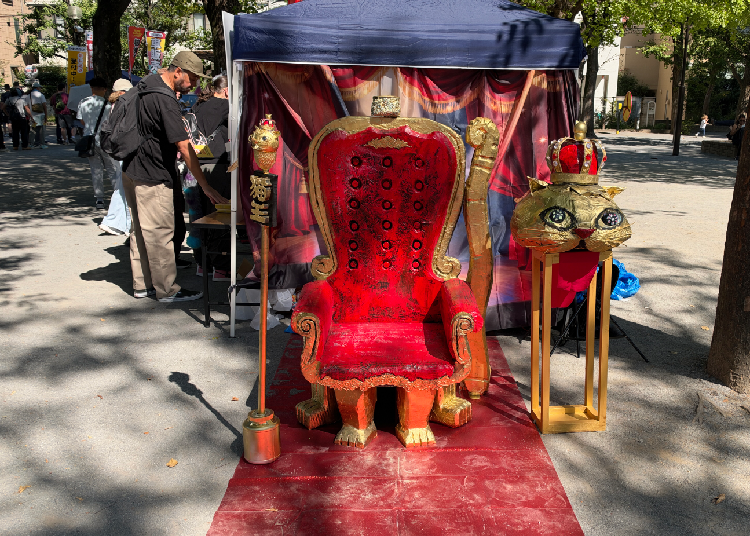 Throne reserved for Royal Cats (Photo credit: Alice Lee/LIVE JAPAN)