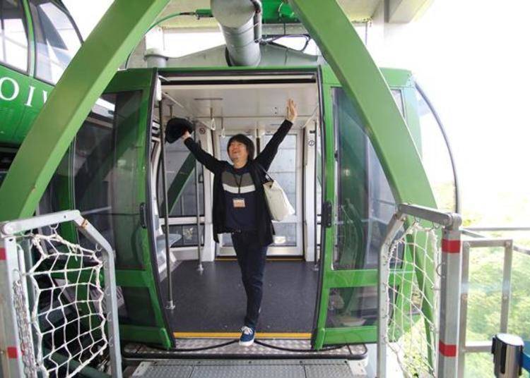 The ride is only about 2 minutes long so you reach the top in no time at all!