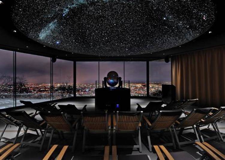 The planetarium in the Star Hall projects images on a 6-meter diameter screen on the ceiling. Once the sun goes down the curtains are opened to afford a magnificent view of the star-studded