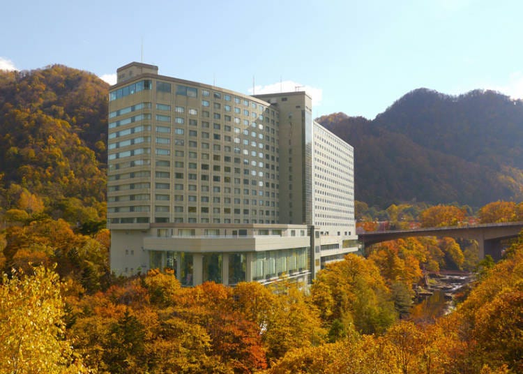 This eye-catching building stands tall in Jozankei Onsen.  (Photo provided by: Jozankei View Hotel)