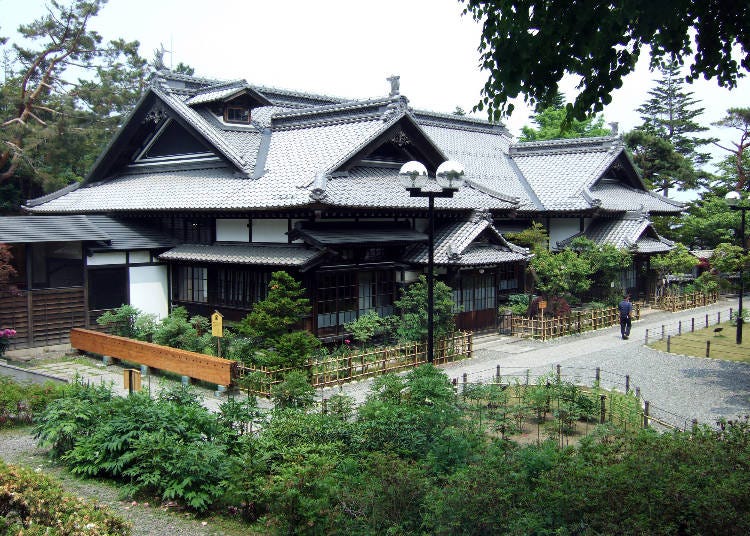 Old Aoyama Villa (Photo: PIXTA)
