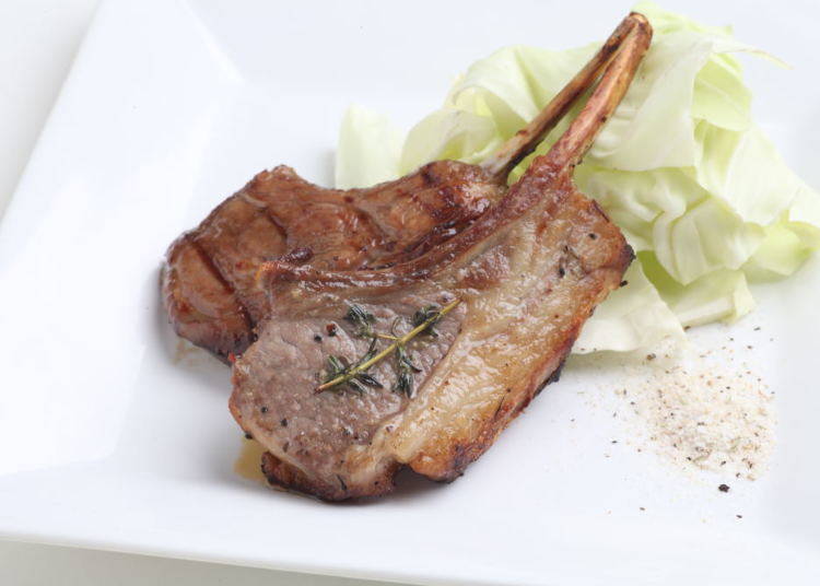 The salt steak – lamb chops seasoned with salt and herbs