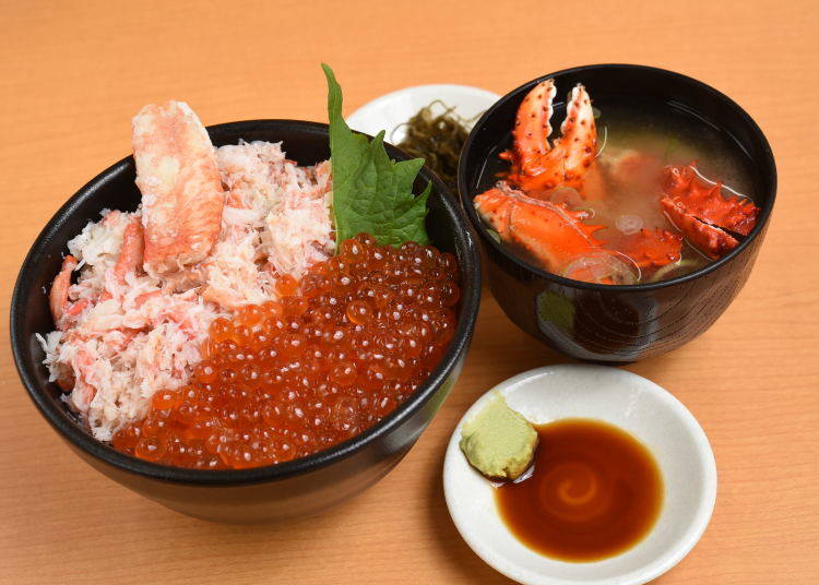 Crab and salmon roe bowl with Teppojiru