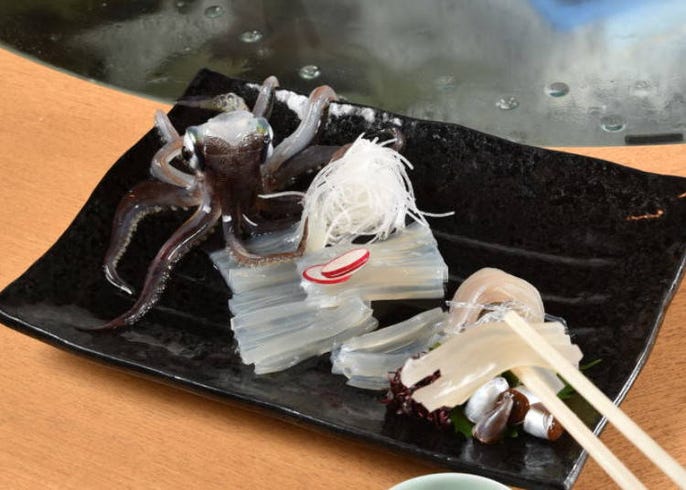 函館の名物 イカ料理 を味わえる人気店4選 イカ刺しに活イカ踊りも Live Japan 日本の旅行 観光 体験ガイド