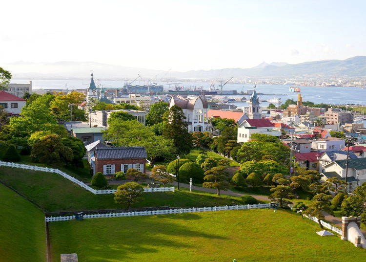 从空中缆车中望去的元町教堂群