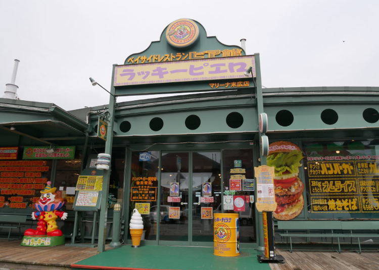 Lucky Pierrot serves many types of burgers