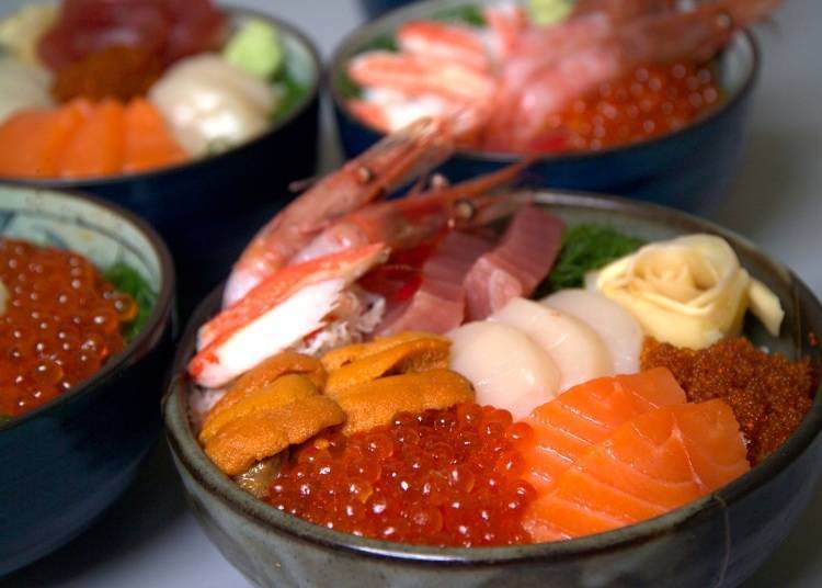 The Posei-don laden with 9 types of neta. The sea urchin and sweet shrimp are especially tasty in summer!