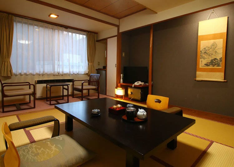 A traditional Japanese room with a relaxing atmosphere.