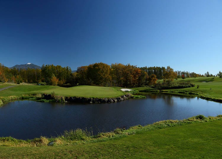 Enjoy a round or two of golf in a natural setting that affords great views of the surrounding mountains