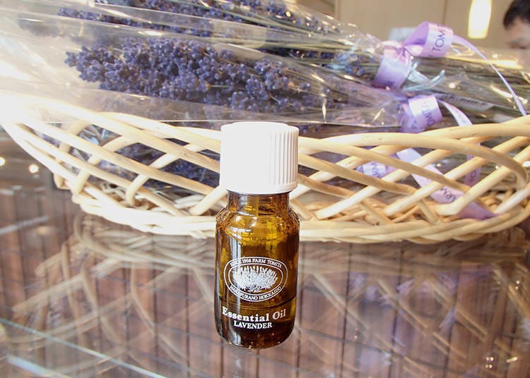 Lavender oil, the classic gift. A gift enjoyed for its high versatility