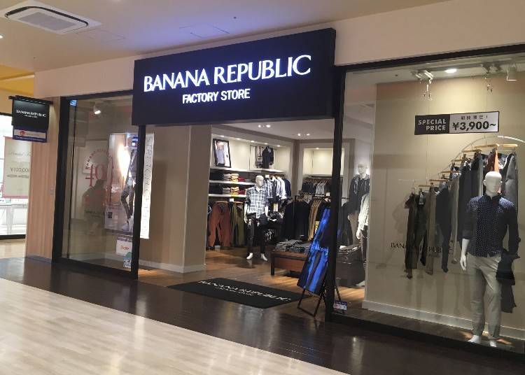 The Banana Republic Factory Store is located on the second floor of the Maple Mall. It offers reasonably priced men’s and ladies’ fashions worn globally and also accessories, such as bags