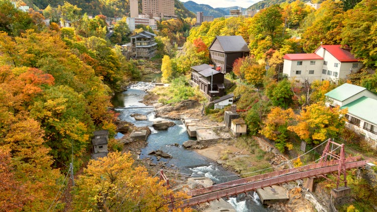 Hokkaido Autumn Foliage: 8 Best Places For Fall Leaves & When To See Them (+Tours)
