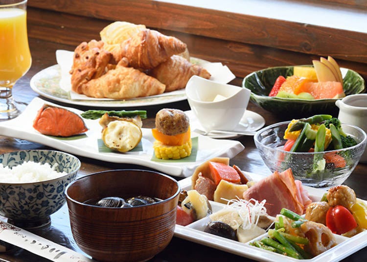 Whether you prefer western-style or Japanese-style food, you can choose which to have.