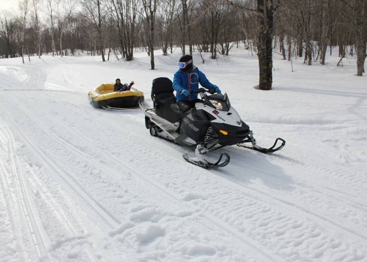 1. Snow Rafting at Niseko Village: The Thrill of Speed!