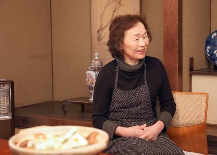 4th generation Okami Ishiguro Masako explained the history of the Kindaitei