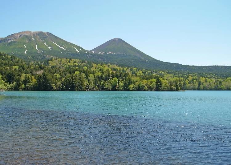 5. Lake Onneto: A Mysterious, Mirror-like Lake (Ashoro Town)