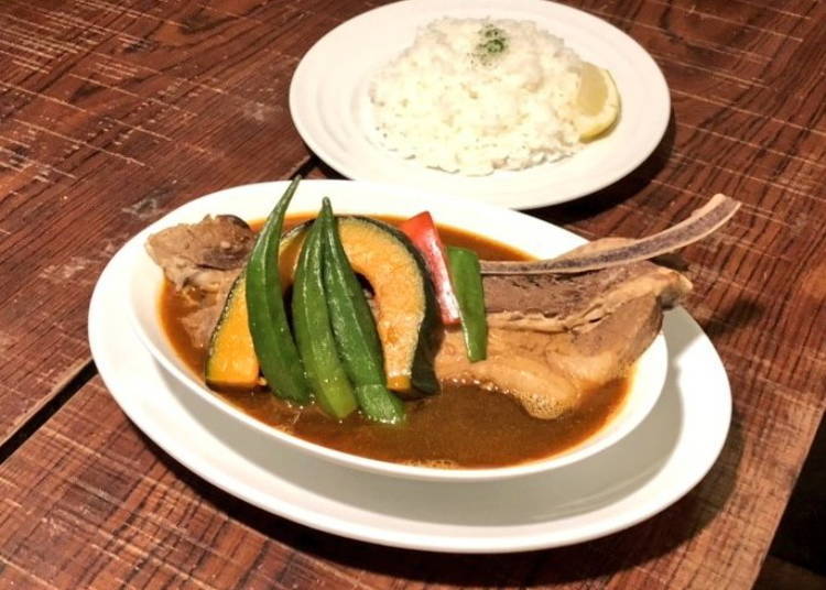 Spare Rib Curry (Regular Size): 1,380 yen (tax included)