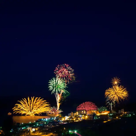 (Fireworks on the lake are a must-see) Lake Toya