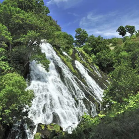 (Shiretoko Peninsula's largest waterfall) Oshinkoshin