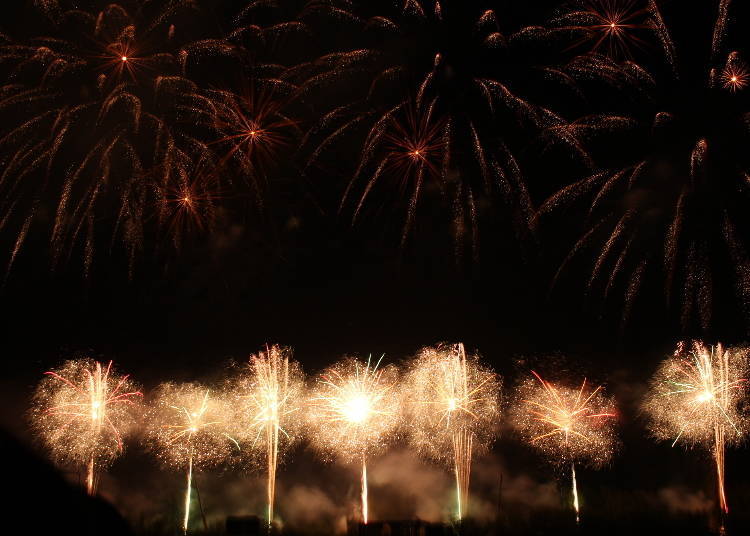Obihiro's Kachimai Fireworks Display (Photo: PIXTA)