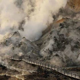 日本北海道登別地獄谷+昭和新山+洞爺湖一日遊
▶點擊預約
圖片提供：Klook
