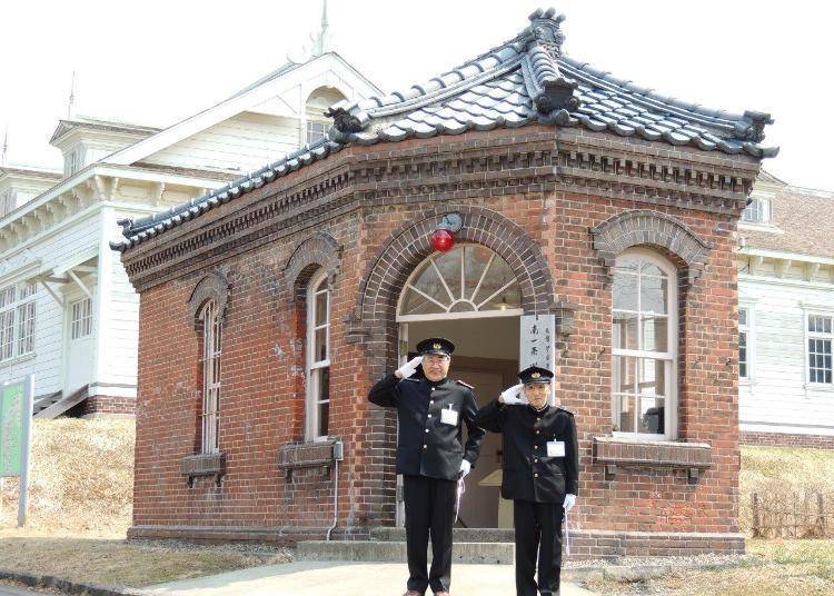 Don't miss the guided tour of the Historical Village of Hokkaido in English!