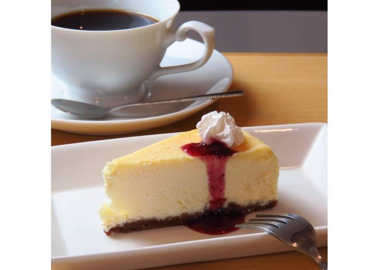 The Ultimate Cheesecake (\350)