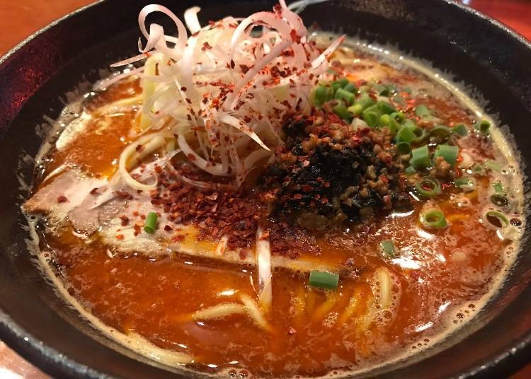 「辣味拉麵（辛いラーメン）」800日圓