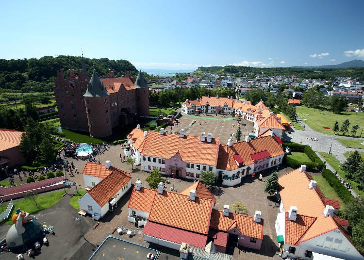 1. Noboribetsu Marine Park Nixe: Amazing castle-shaped aquarium