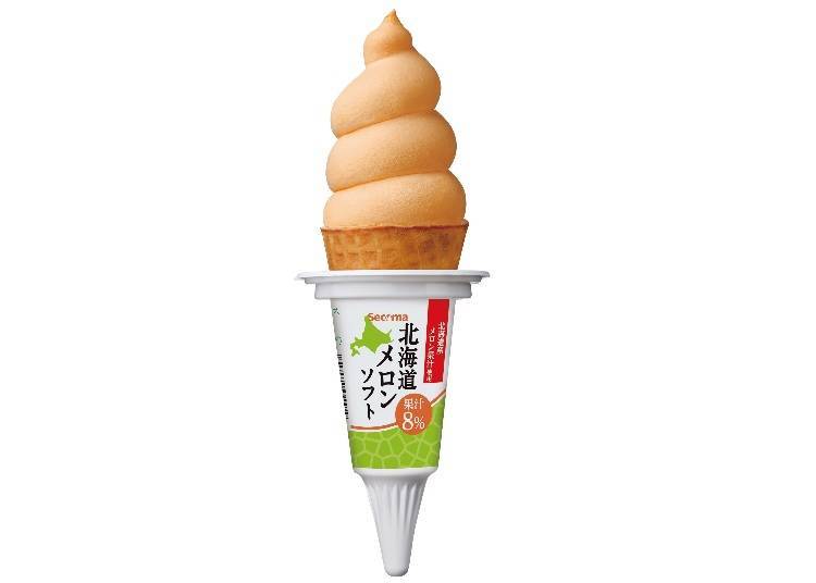 1. Hokkaido Melon Soft Serve Ice-Cream: Enjoy the cold fragrance of Japan's mellow melon meat!